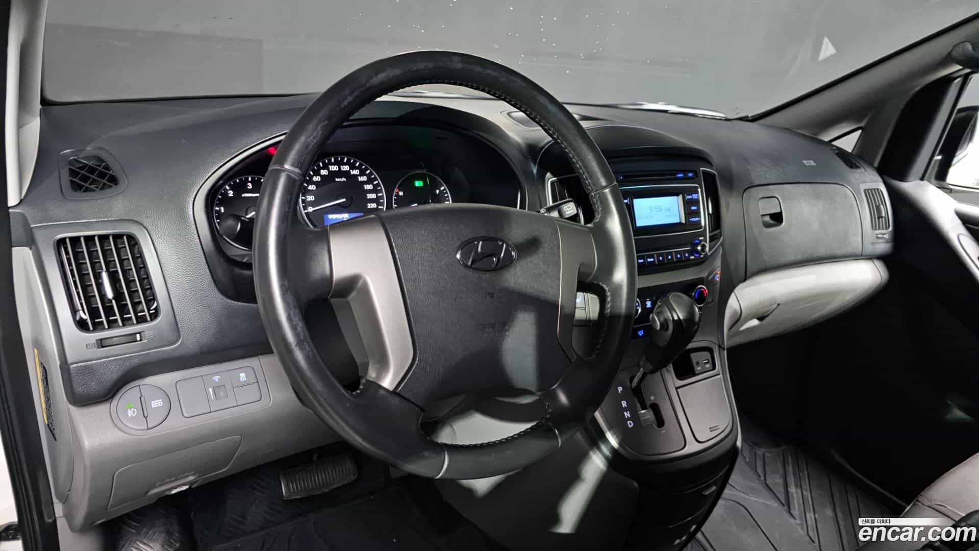 Starex Hyundai 2020.6-OPTION-020
