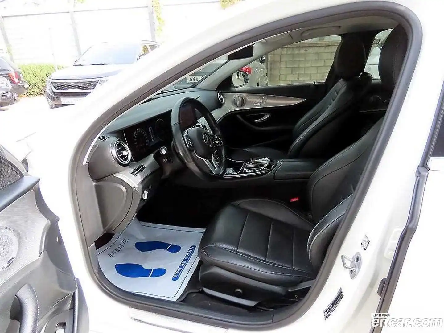 E-Class Mercedes-Benz 2018.9-OUTER-005