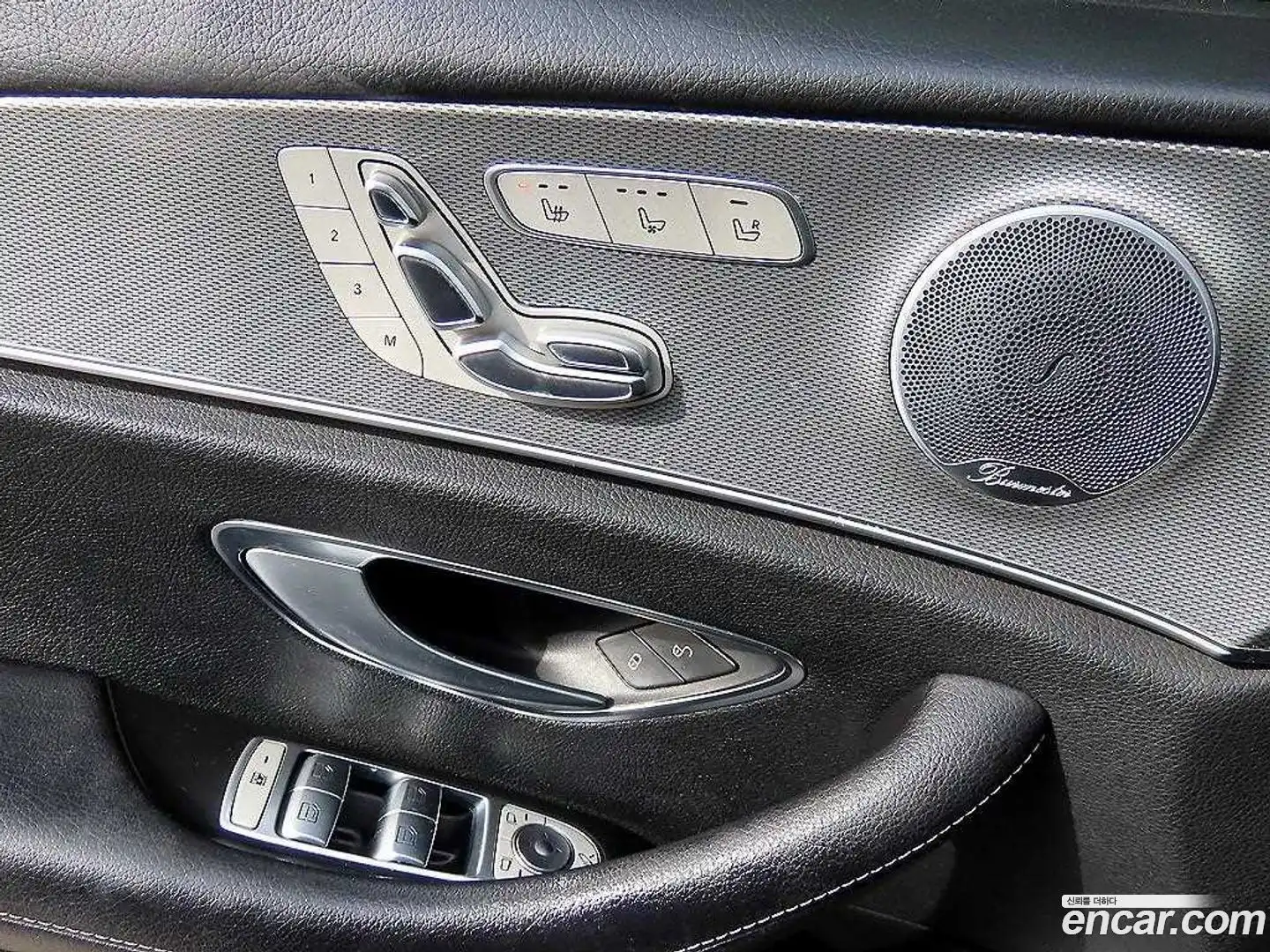 E-Class Mercedes-Benz 2018.9-OPTION-016