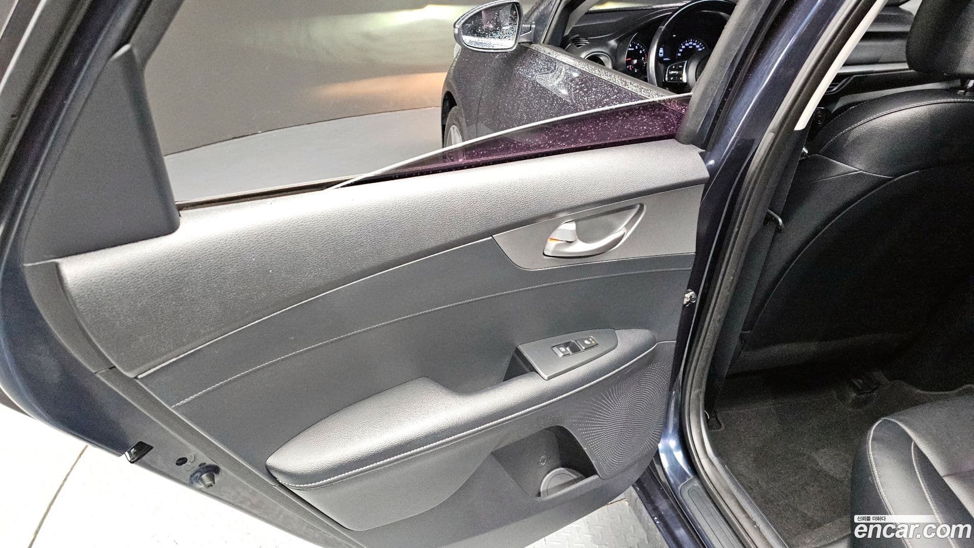 Main__Slider__Photo:K3 Kia 2019.6-24