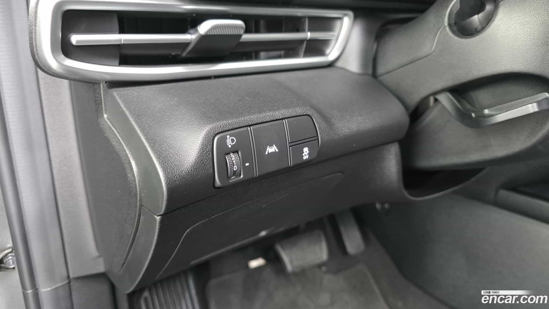 AVANTE Hyundai 2021.5-OPTION-016