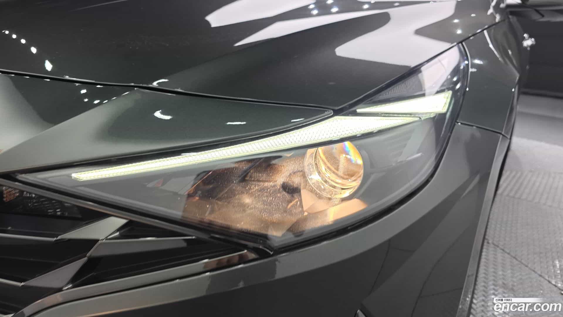 AVANTE Hyundai 2021.5-OUTER-032