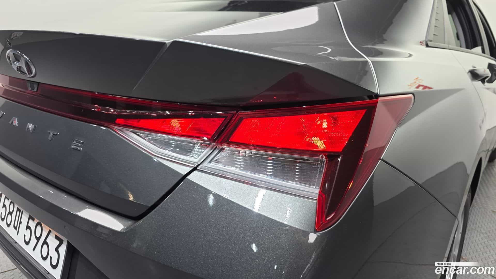 AVANTE Hyundai 2021.5-OUTER-033
