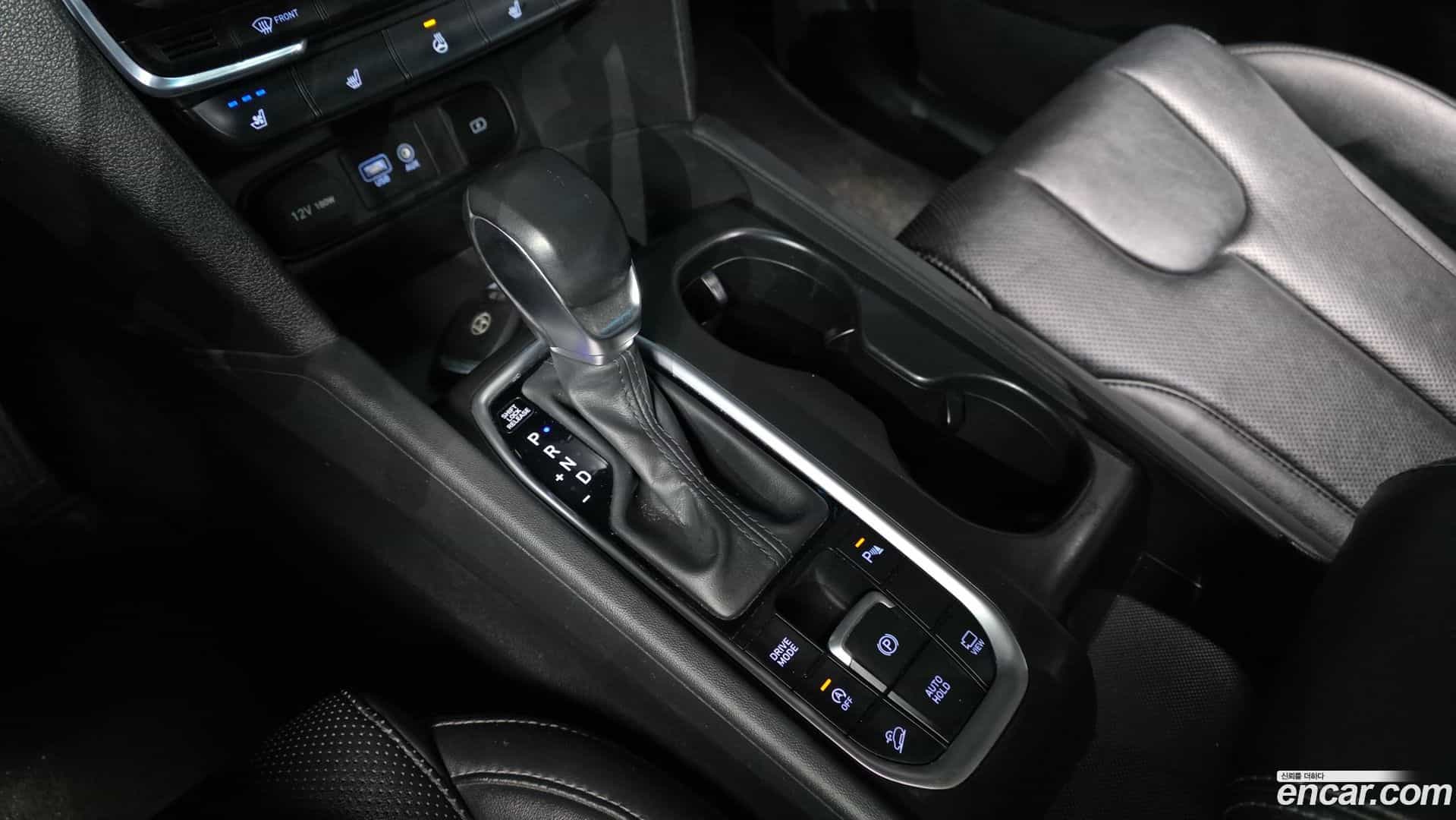 Santafe Hyundai 2018.2-INNER-009