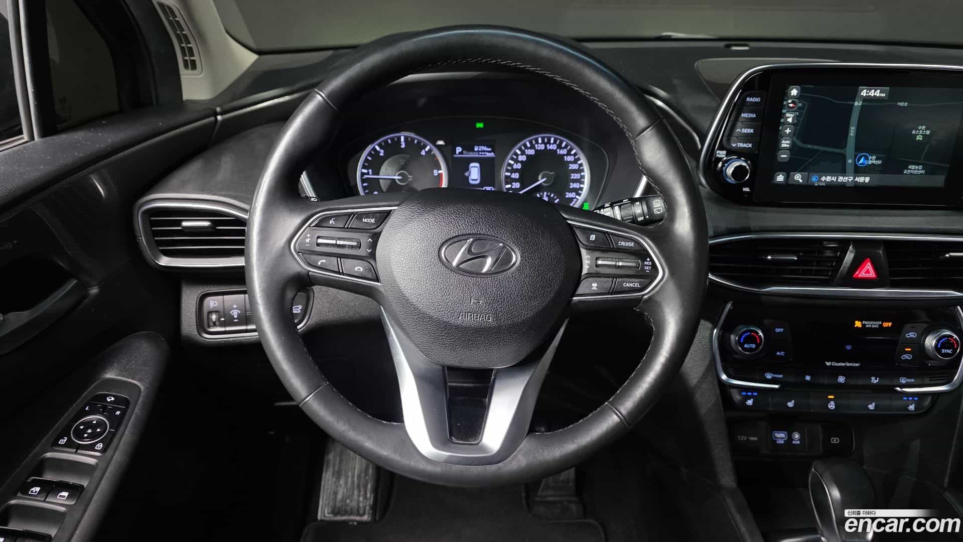 Santafe Hyundai 2018.2-OPTION-017
