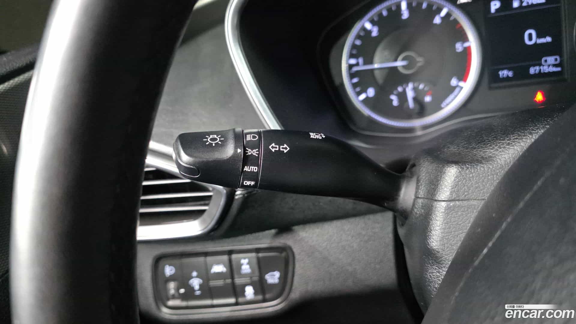 Santafe Hyundai 2018.2-OPTION-022