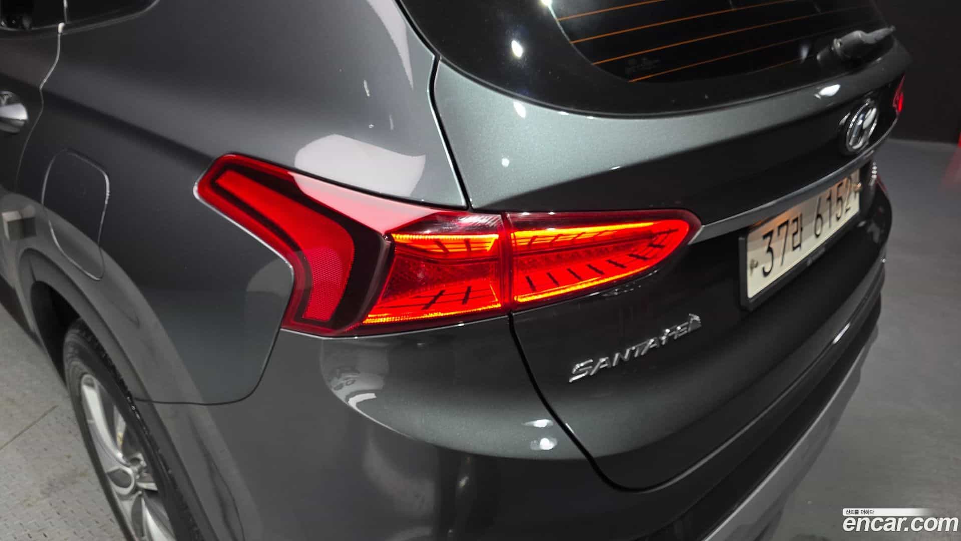 Santafe Hyundai 2018.2-OUTER-033
