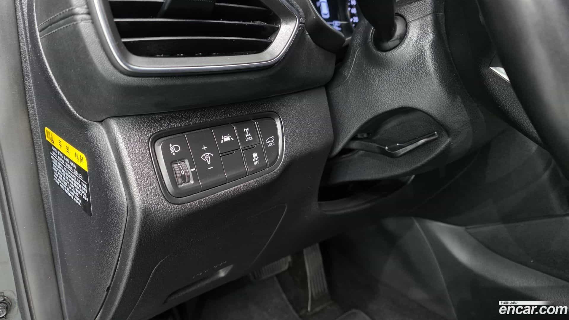 Santafe Hyundai 2018.2-OPTION-040