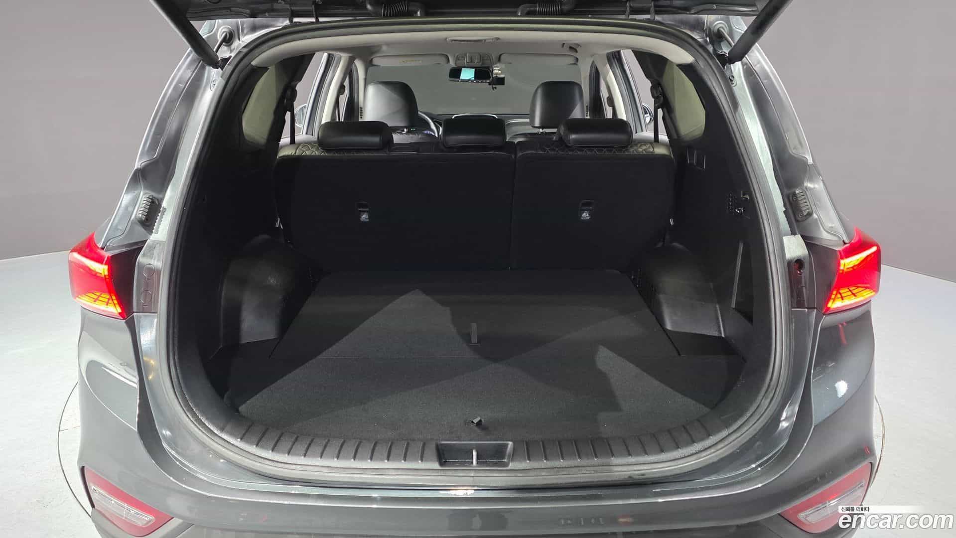 Santafe Hyundai 2018.2-OPTION-043