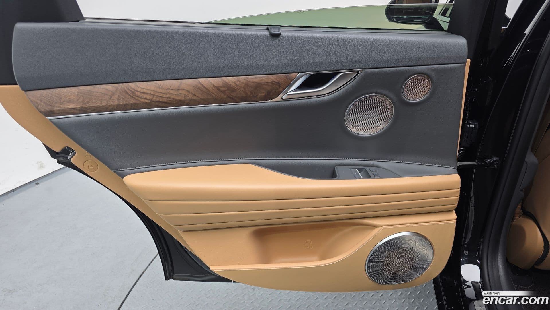 Main__Slider__Photo:G80 Genesis 2022.0-24