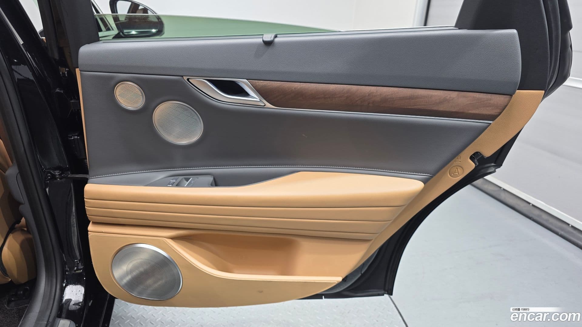Main__Slider__Photo:G80 Genesis 2022.0-27
