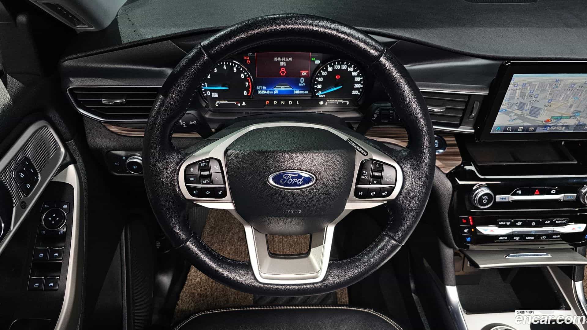 Explorer Ford 2021.11-OPTION-017