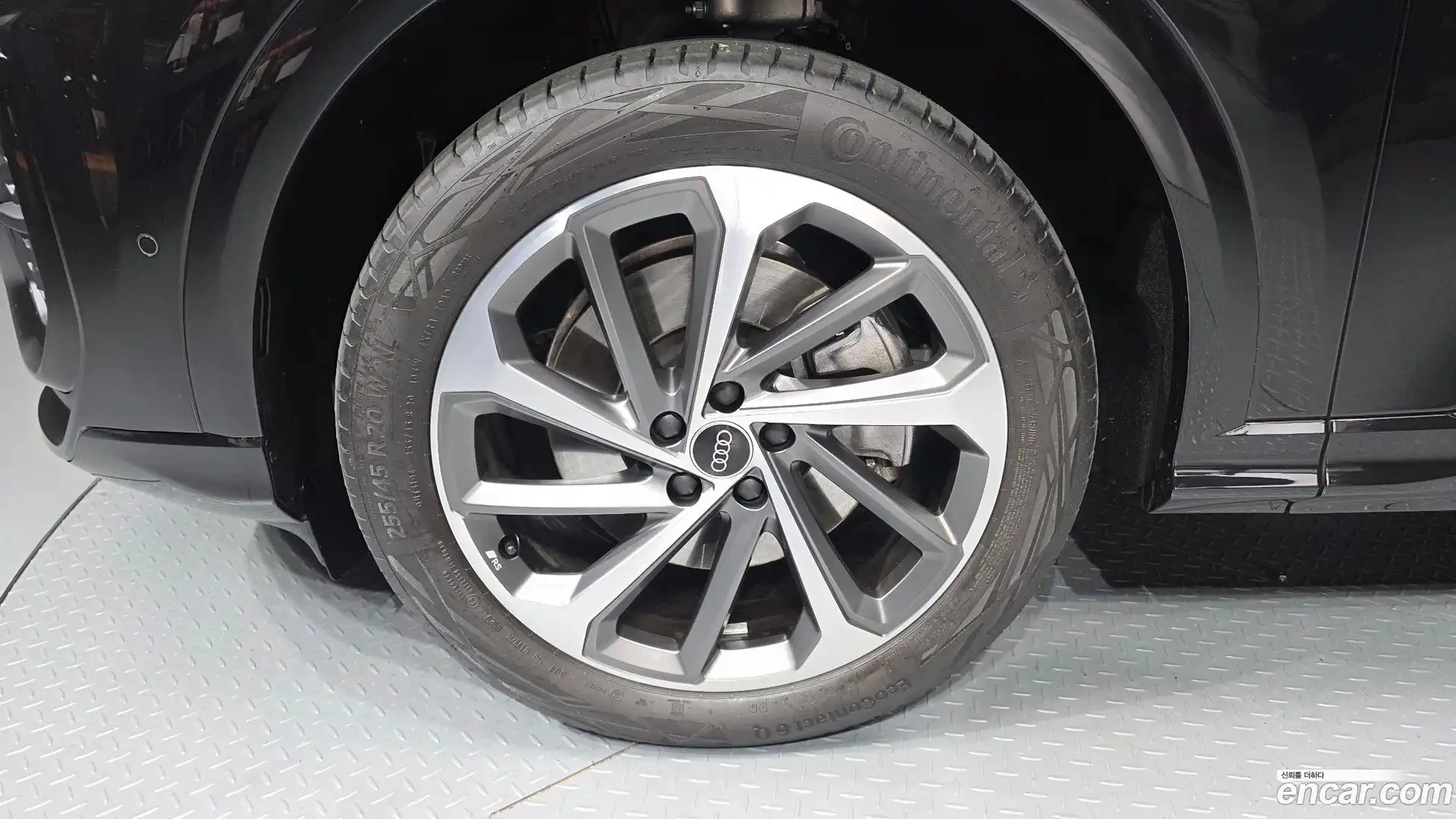 Q5 Audi 2025.9-OUTER-005
