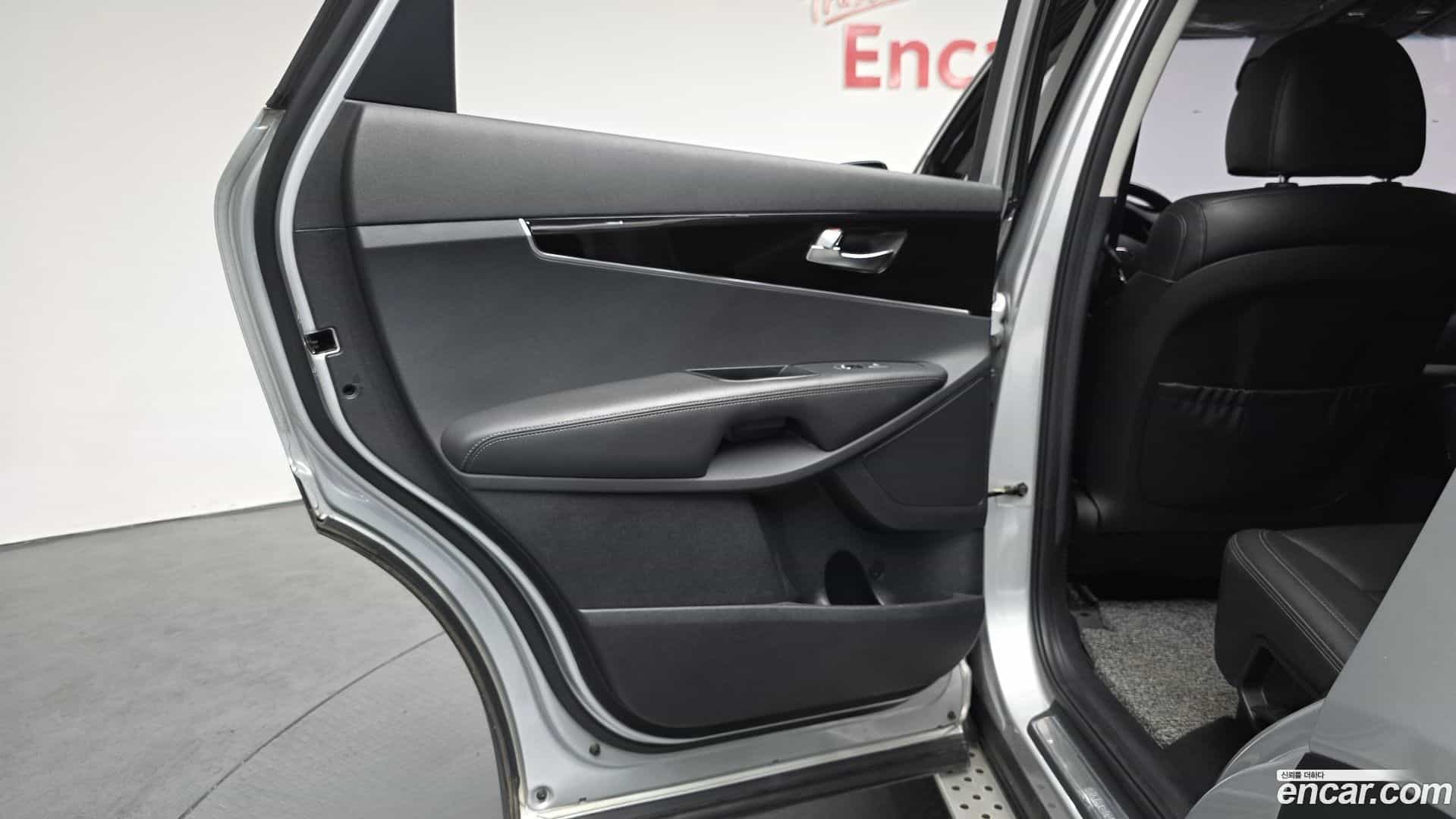Sorento Kia 2017.7-INNER-035