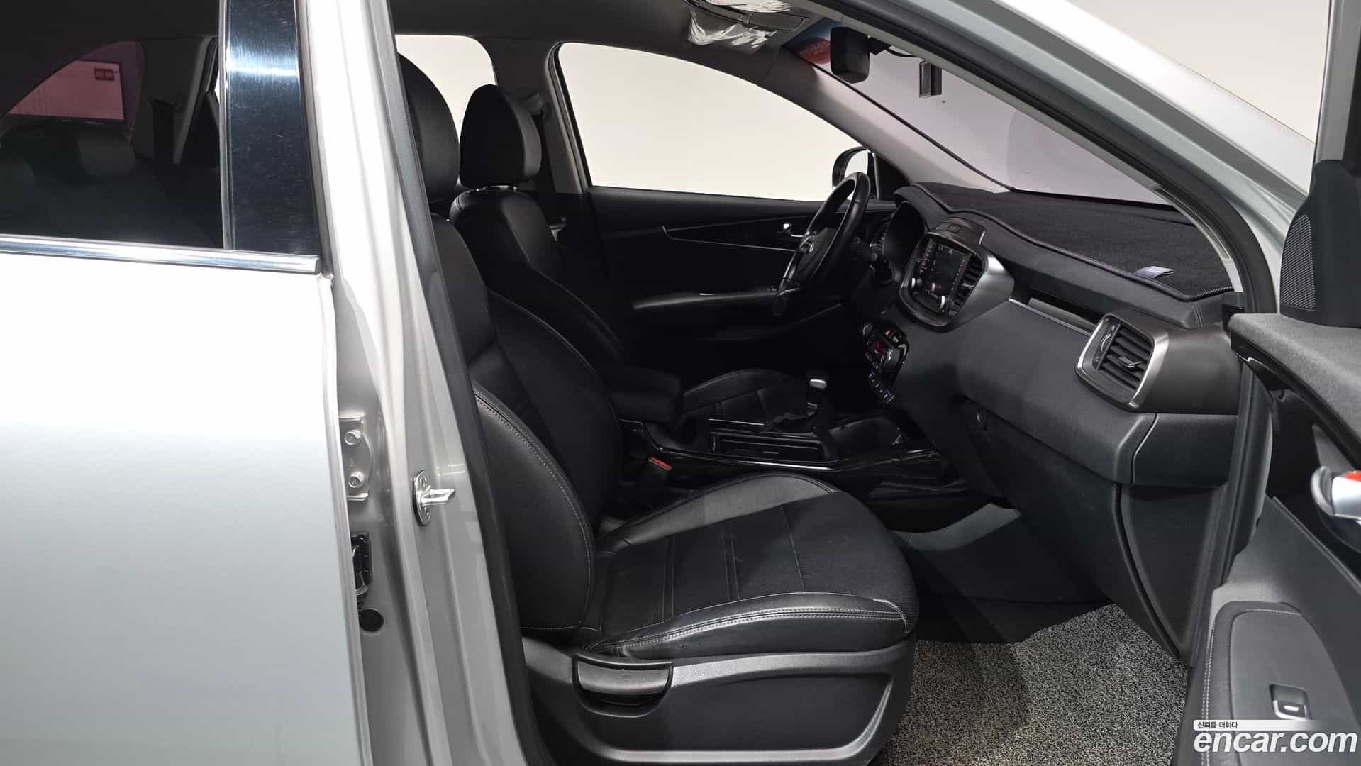 Sorento Kia 2017.7-INNER-036