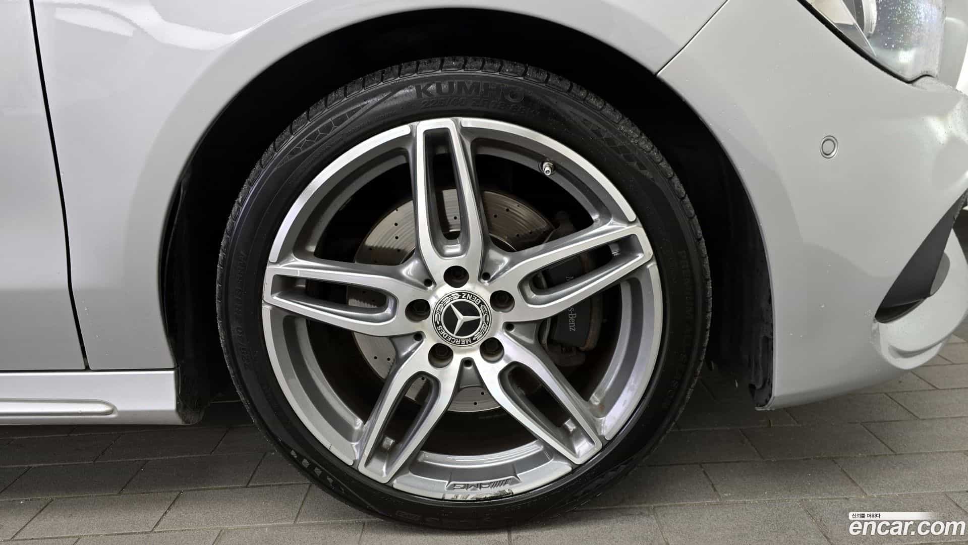 CLA-Class Mercedes-Benz 2018.9-OUTER-031