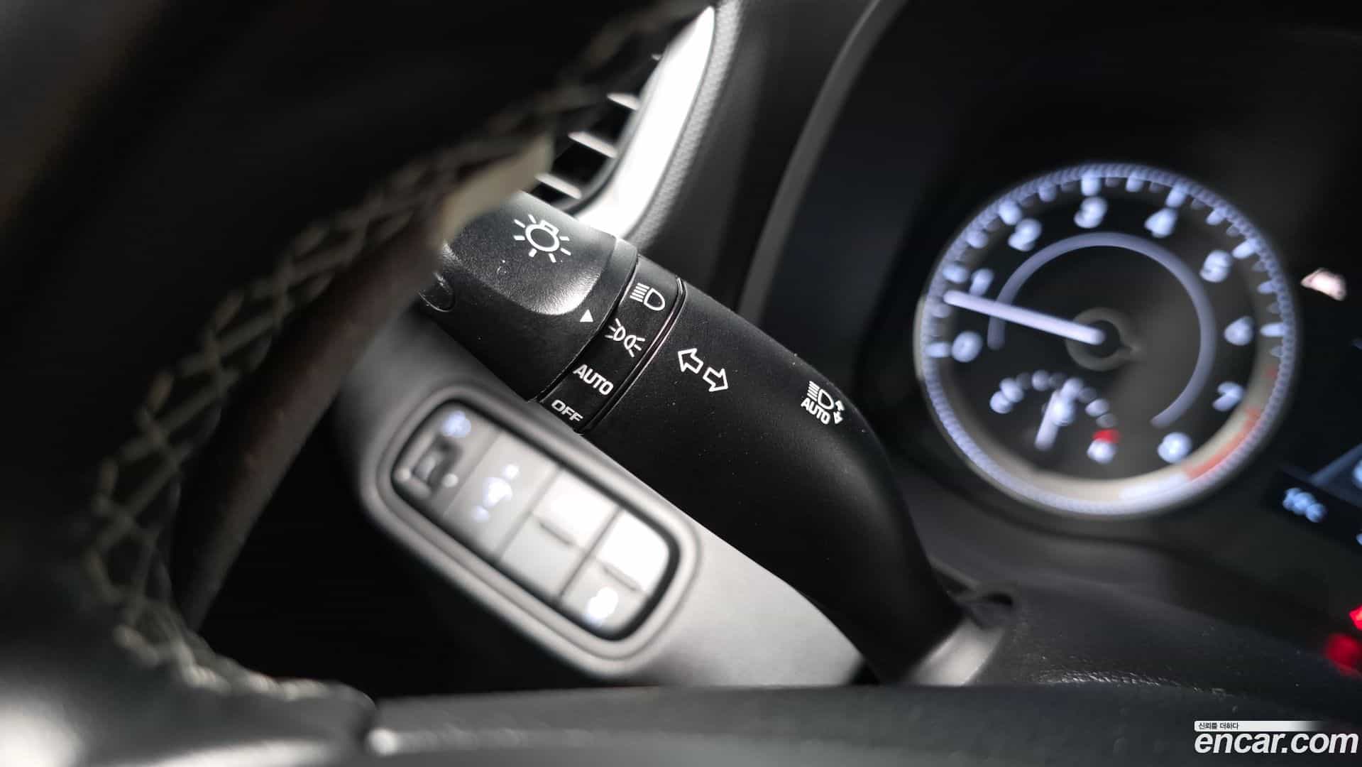 Venue Hyundai 2022.7-OPTION-041