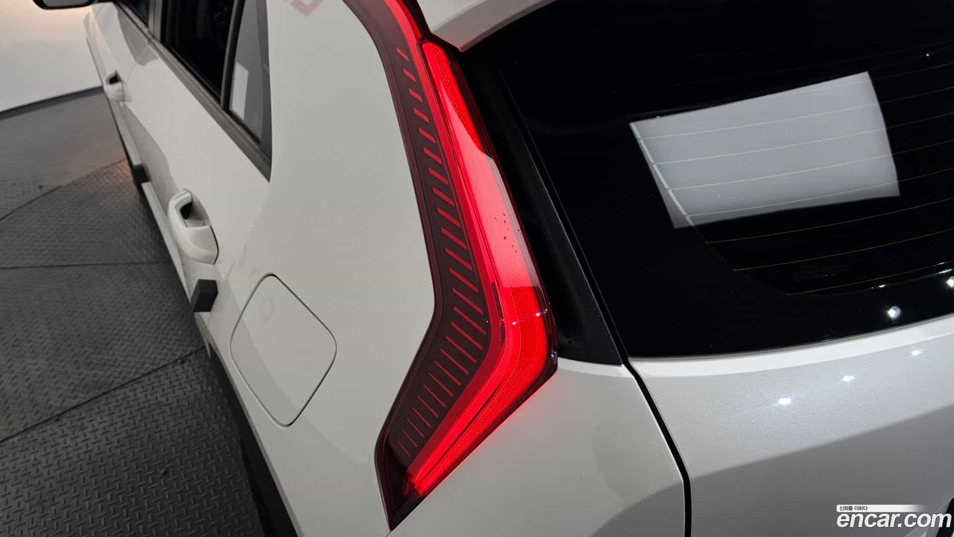 Niro Kia 2022.1-OUTER-033