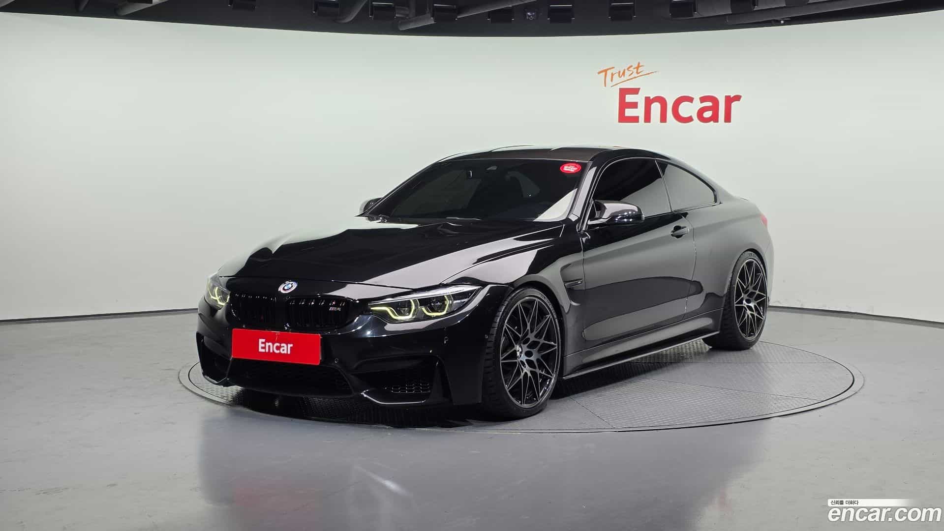 M4 BMW 2018.3-OUTER-001