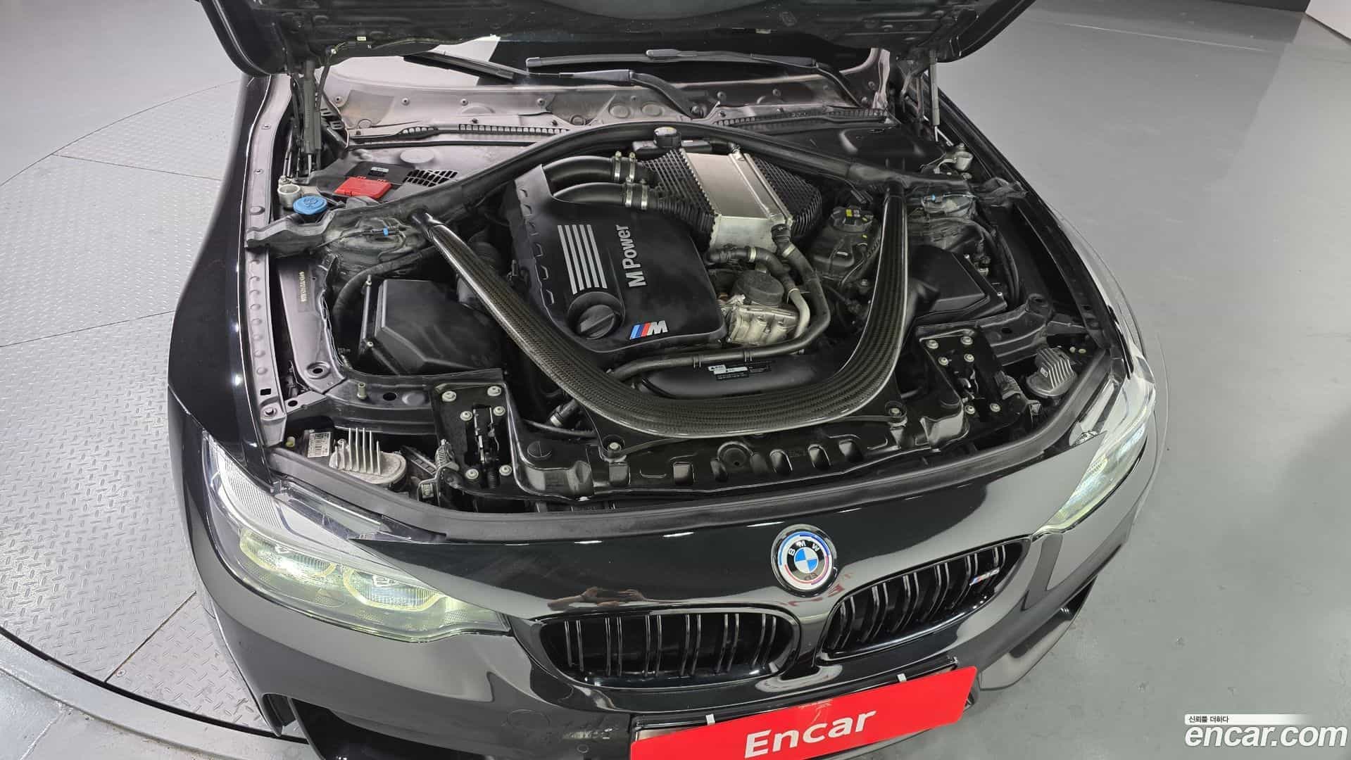 M4 BMW 2018.3-OUTER-006