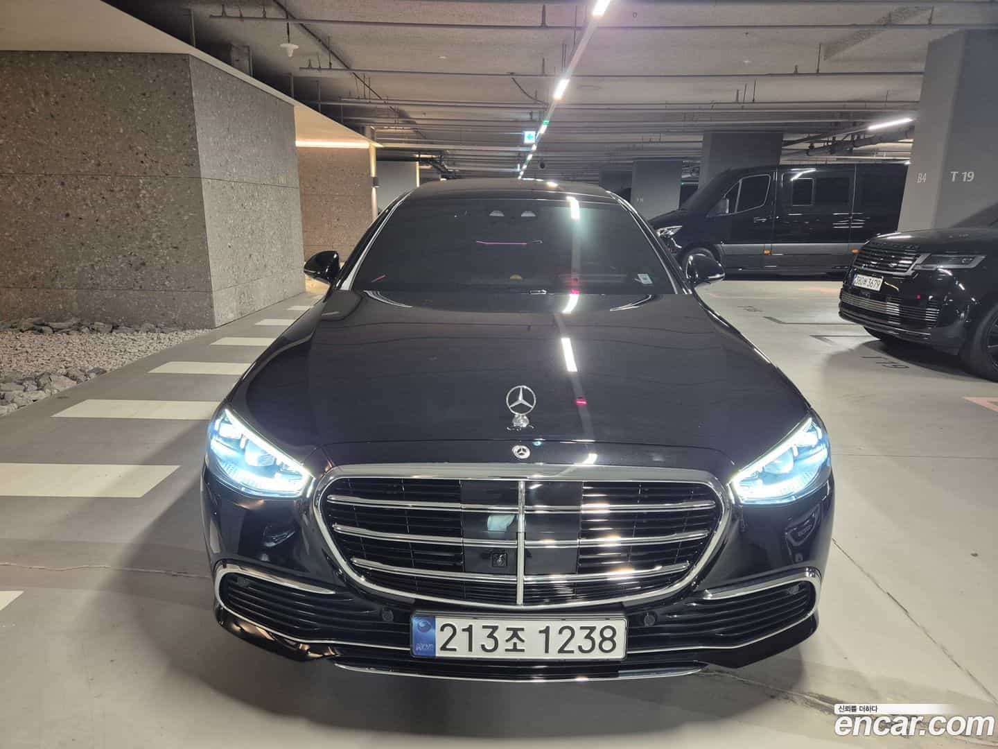 S-Class Mercedes-Benz 2023.4-OUTER-002