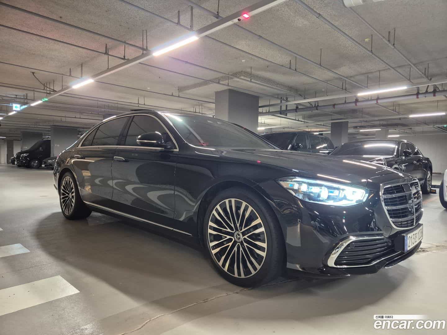 S-Class Mercedes-Benz 2023.4-OUTER-003