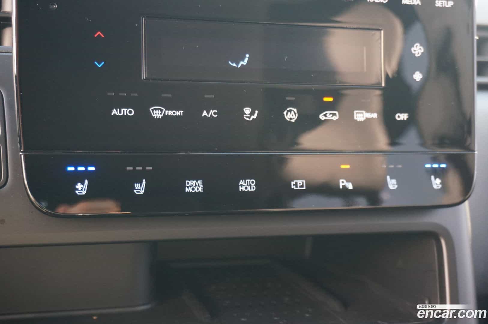 Staria Hyundai 2025.1-OPTION-023