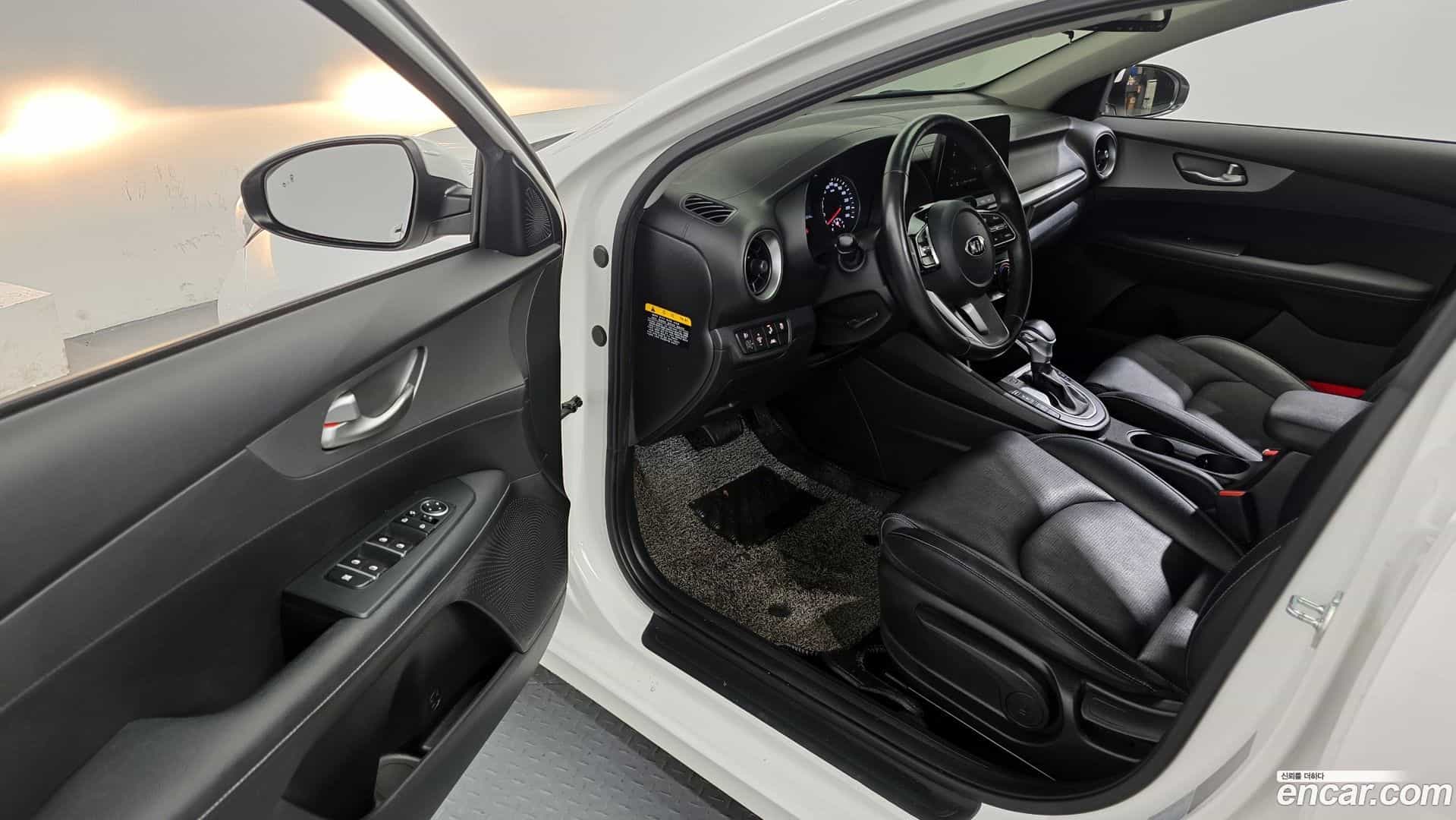 K3 Kia 2021.2-INNER-010