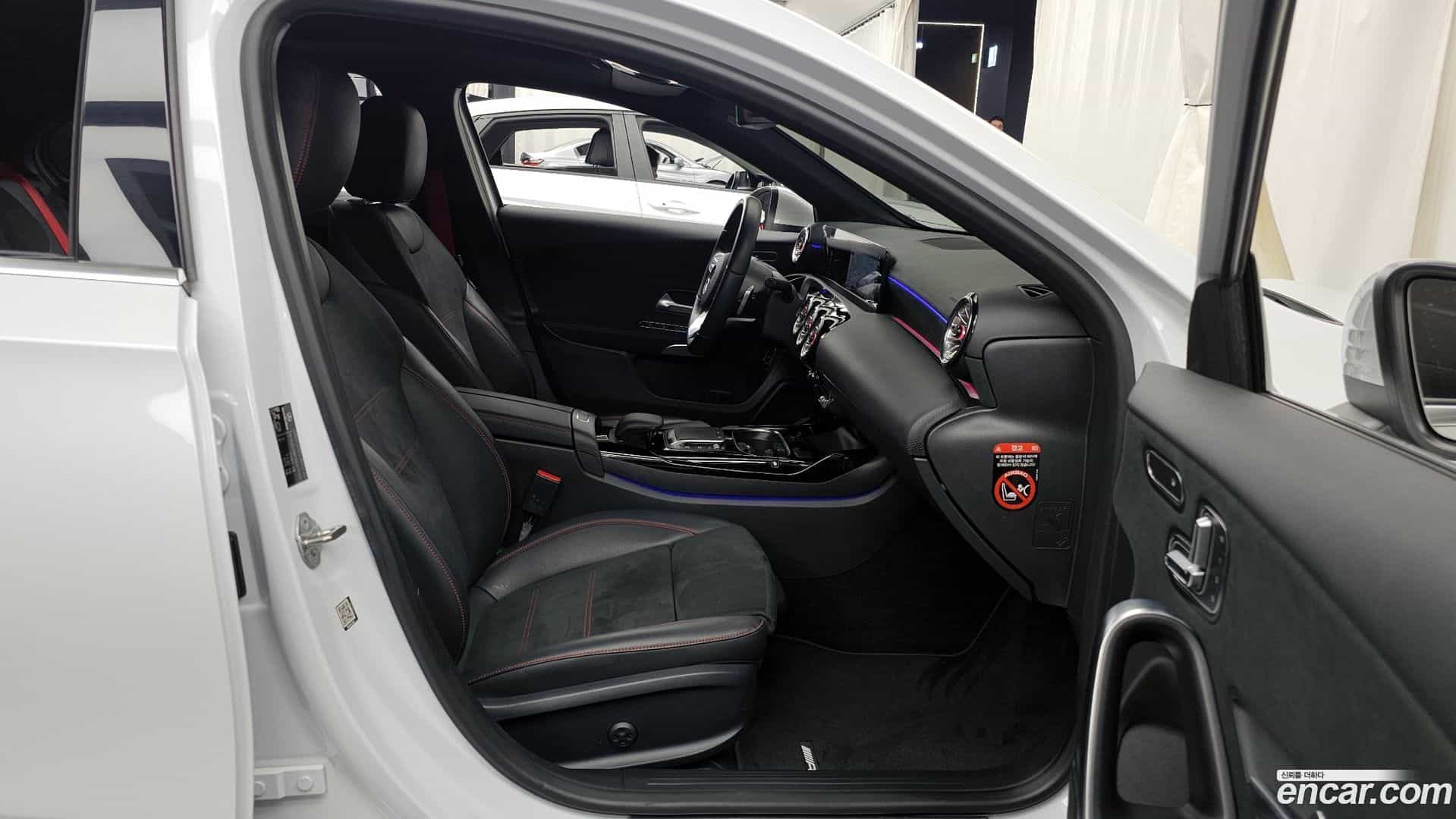 A-Class Mercedes-Benz 2021.8-OPTION-015