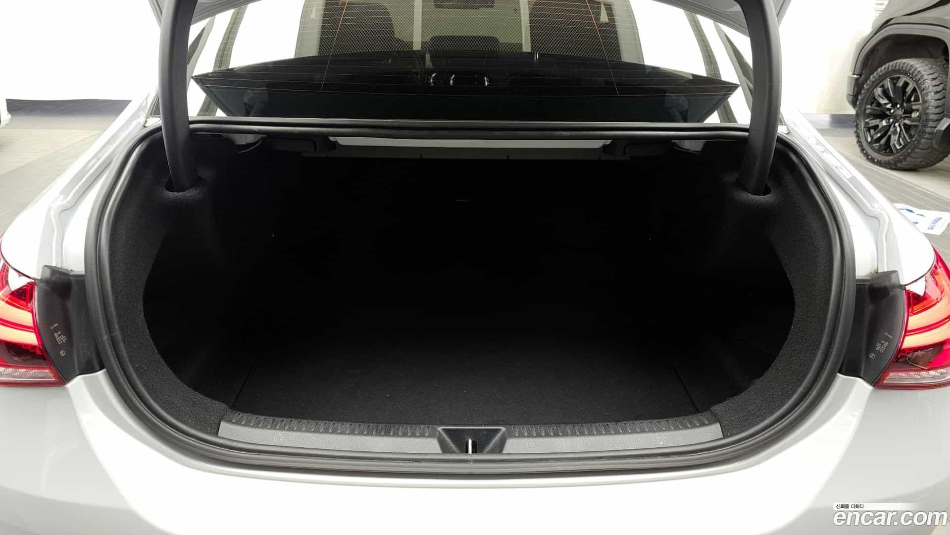 A-Class Mercedes-Benz 2021.8-OPTION-024