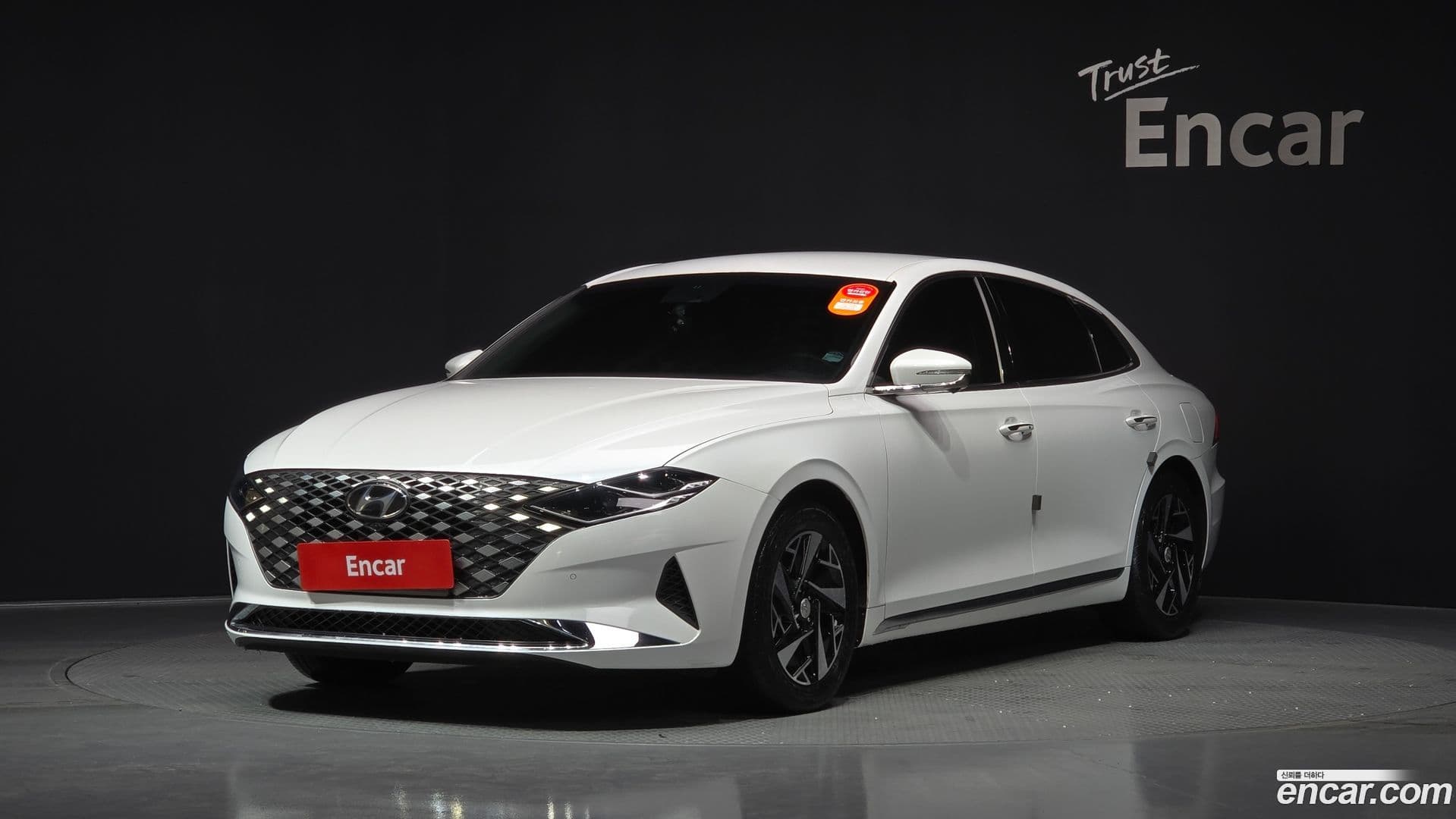 Main__Slider__Photo:Grandeur Hyundai 2020.2-0