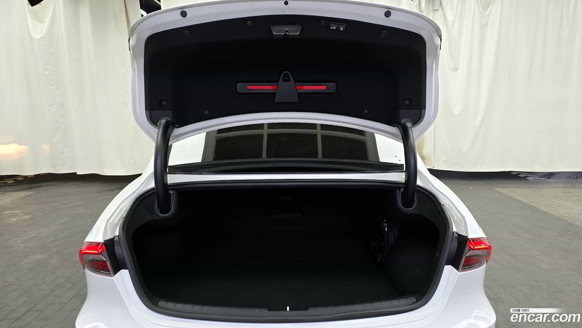 Grandeur Hyundai 2020.2-OPTION-024