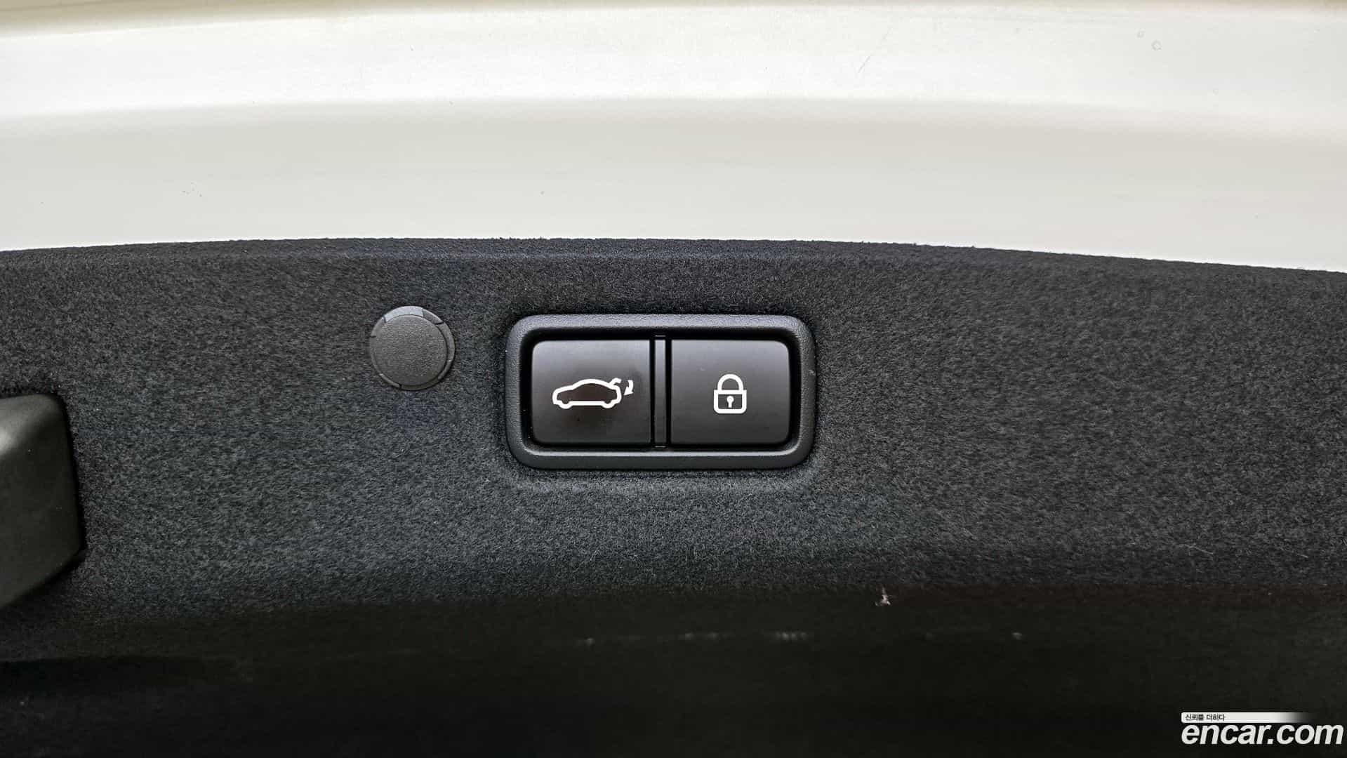 Grandeur Hyundai 2020.2-OPTION-044