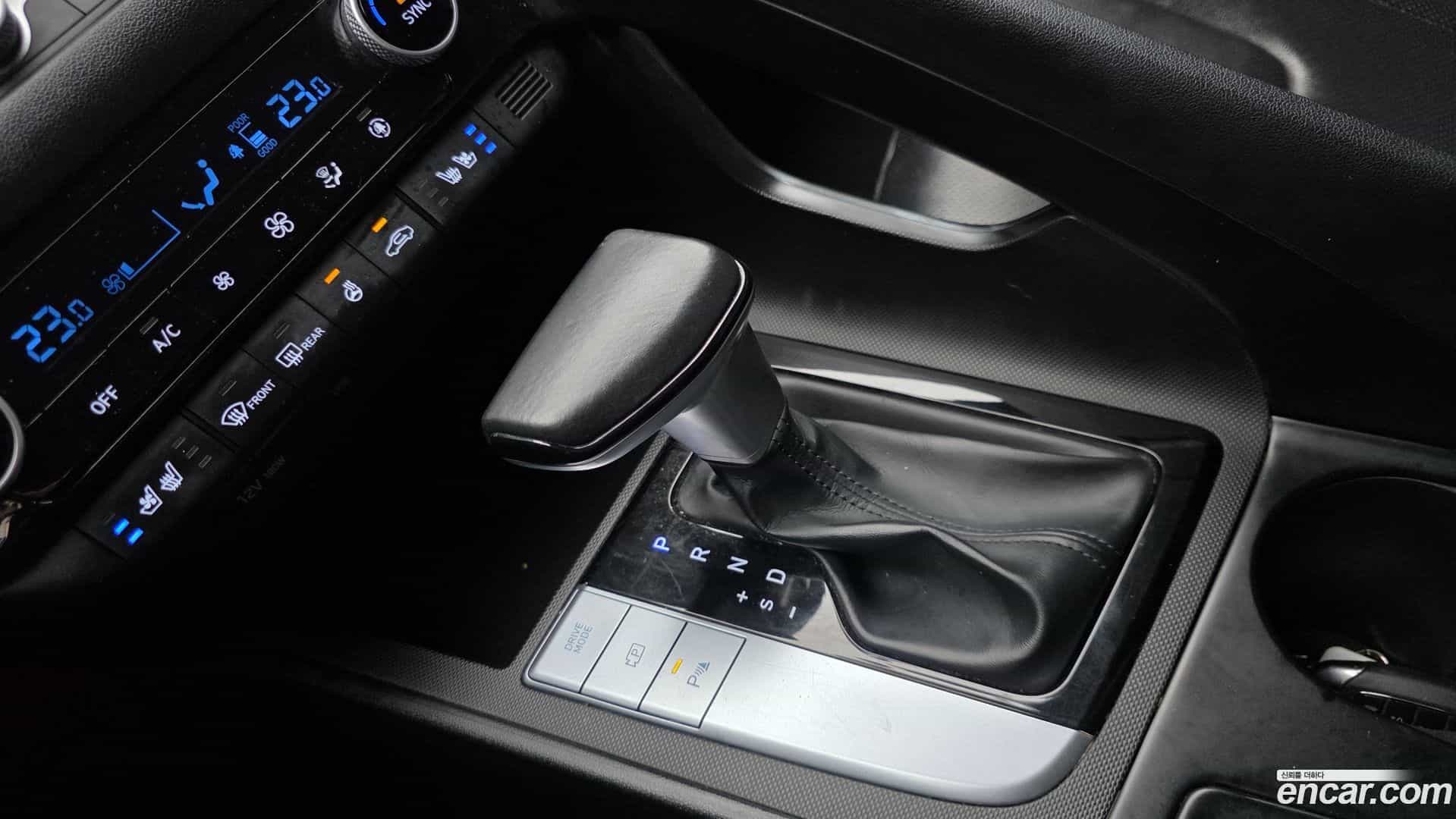 AVANTE Hyundai 2021.3-INNER-009