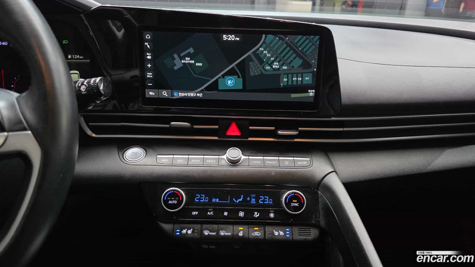 AVANTE Hyundai 2021.3-OPTION-022