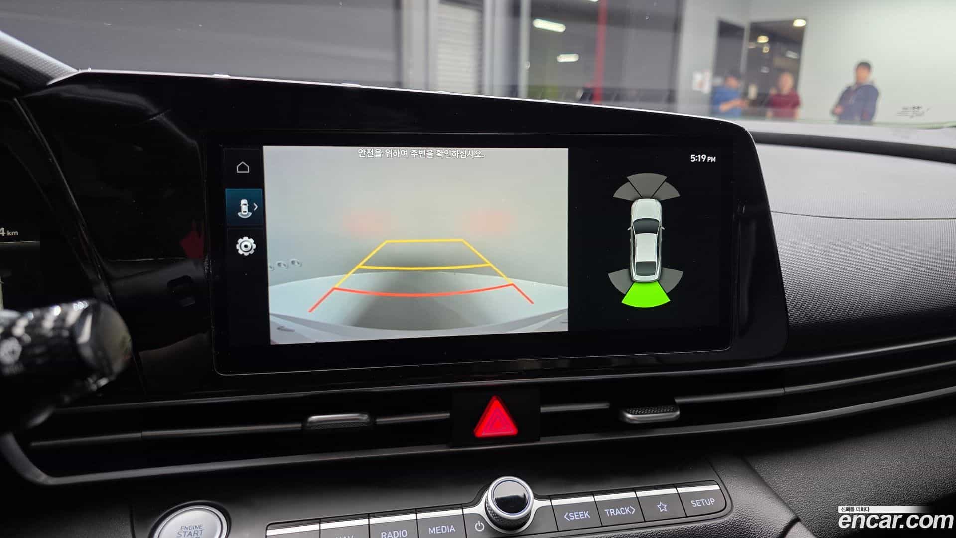 AVANTE Hyundai 2021.3-OPTION-023