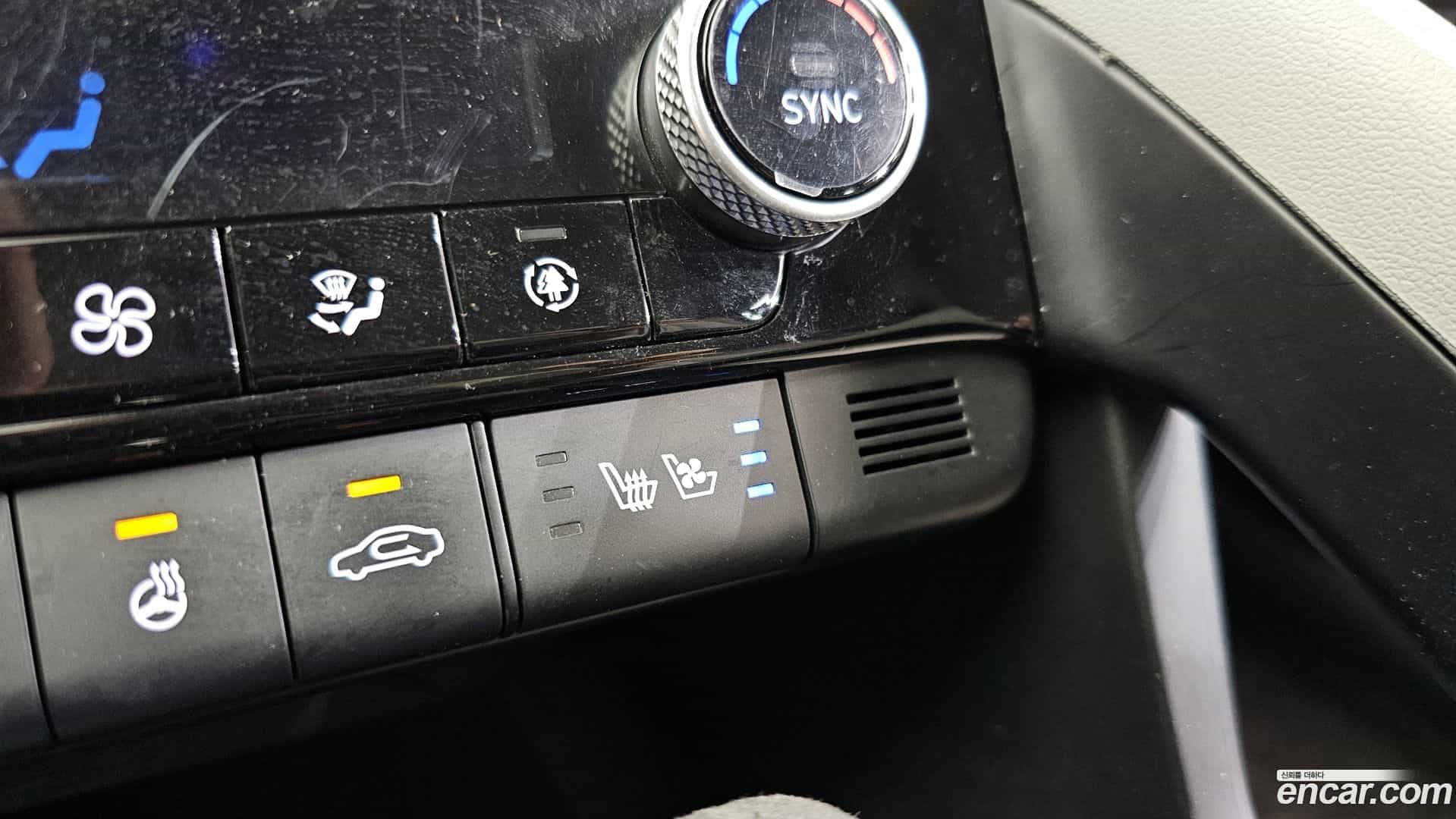 AVANTE Hyundai 2021.4-OPTION-041