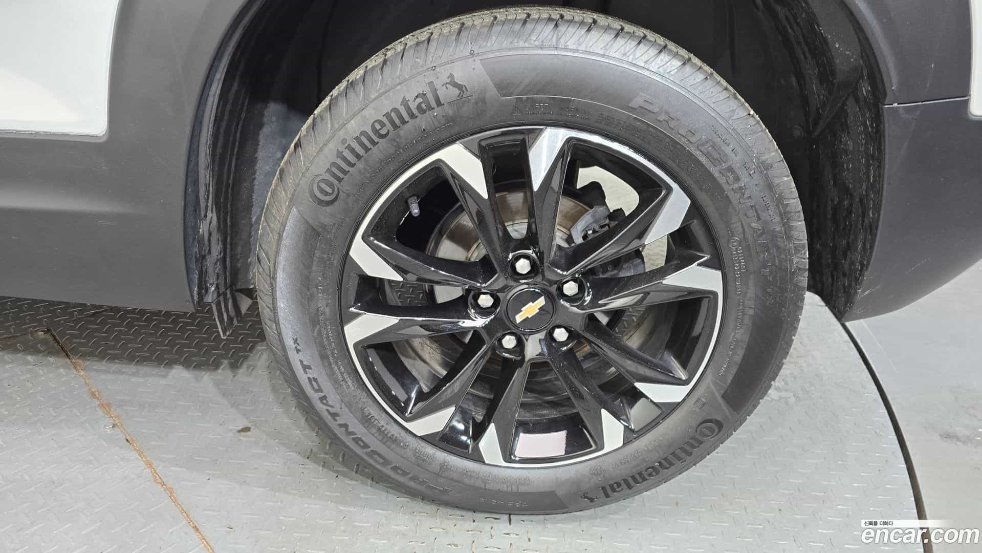 Trailblazer Chevrolet 2022.5-OUTER-031