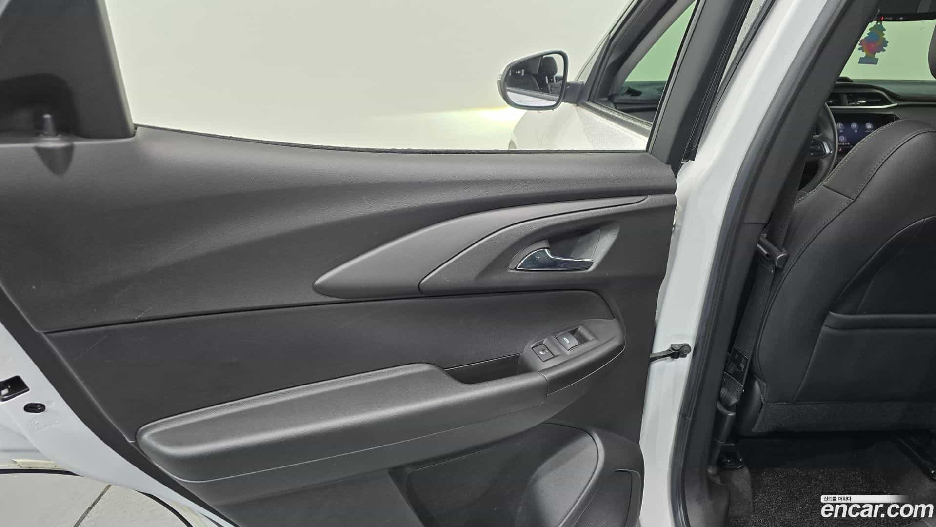Trailblazer Chevrolet 2022.5-INNER-035