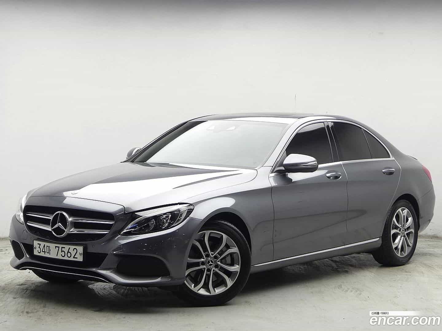 C-Class Mercedes-Benz 2017.5-OUTER-001