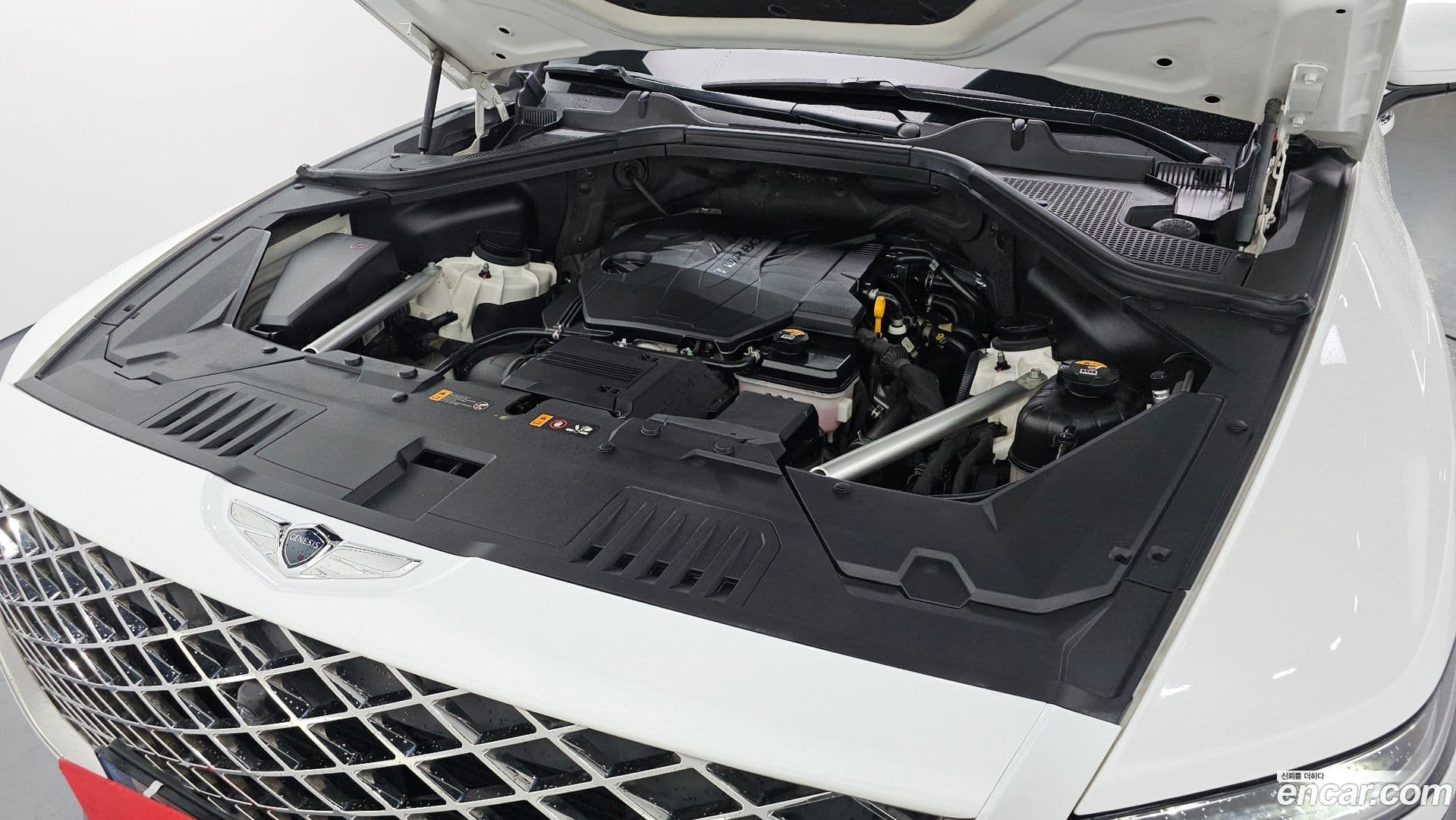 Main__Slider__Photo:GV80 Genesis 2022.2-5