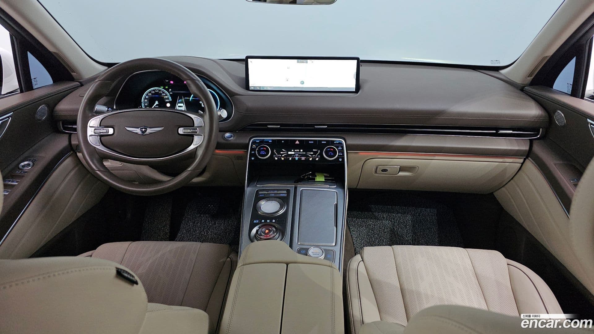 Main__Slider__Photo:GV80 Genesis 2022.2-6