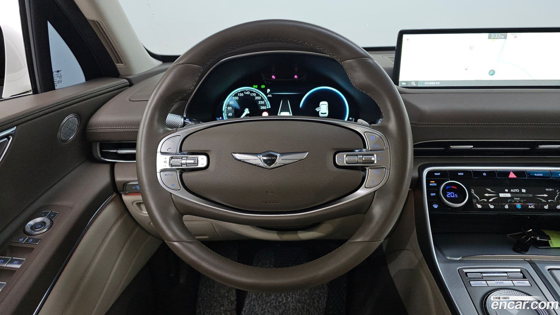 Main__Slider__Photo:GV80 Genesis 2022.2-10