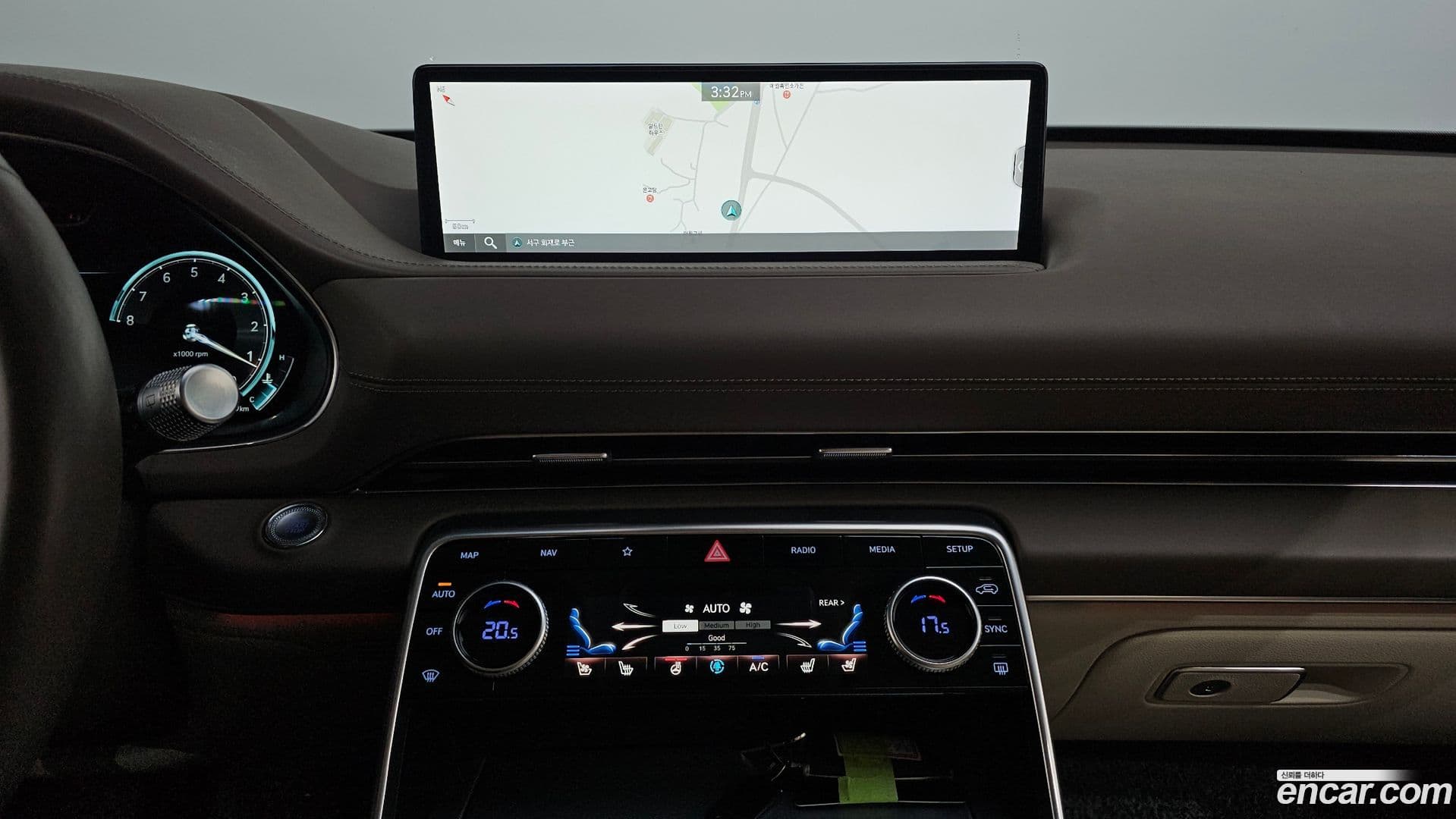 Main__Slider__Photo:GV80 Genesis 2022.2-11