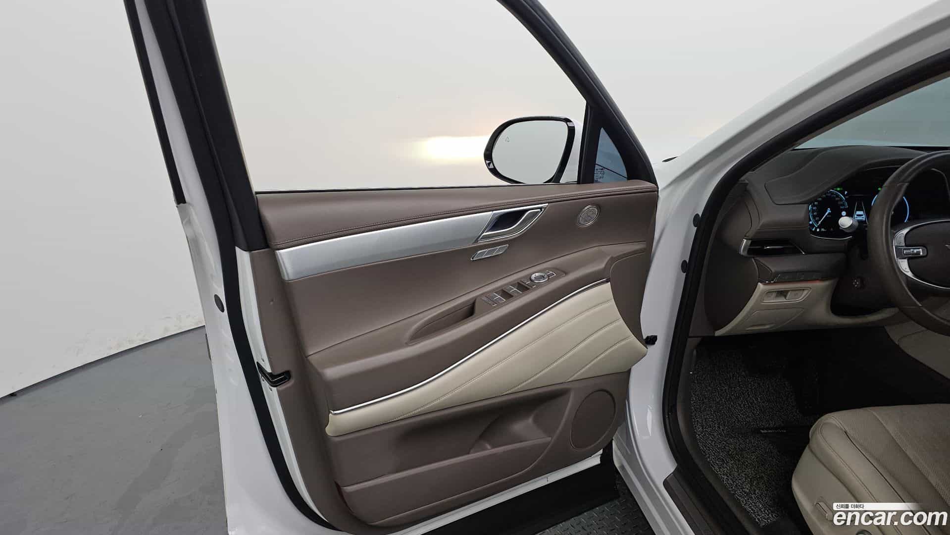 GV80 Genesis 2022.2-INNER-034