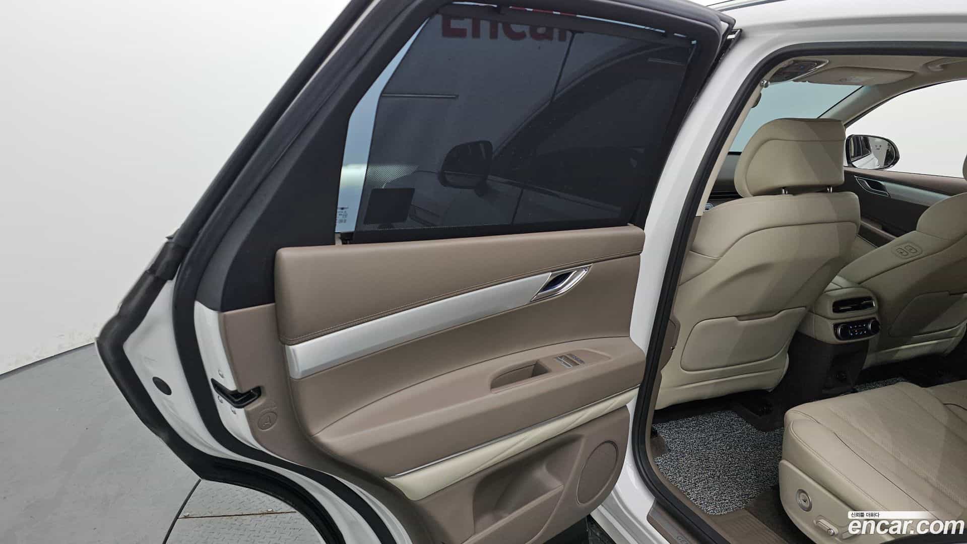 GV80 Genesis 2022.2-INNER-035