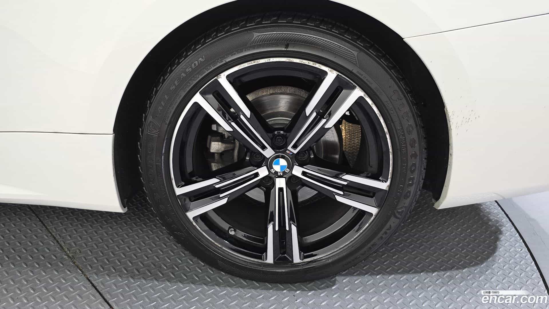 4-Series BMW 2022.10-OUTER-031