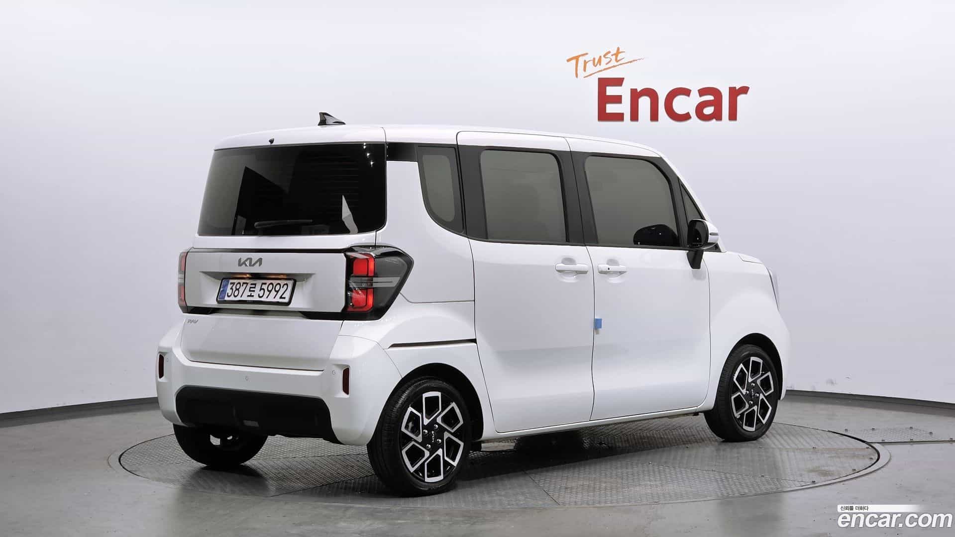 RAY Kia 2023.9-OUTER-002
