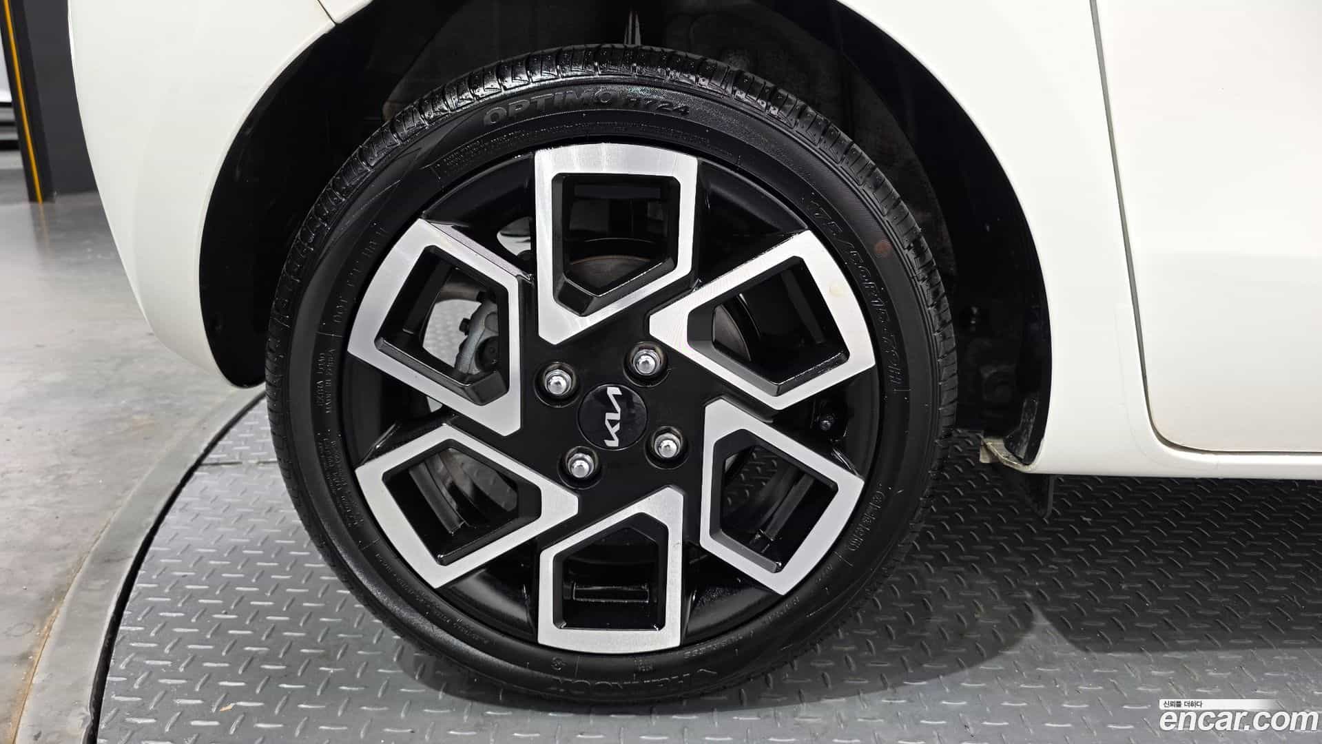RAY Kia 2023.9-OUTER-005