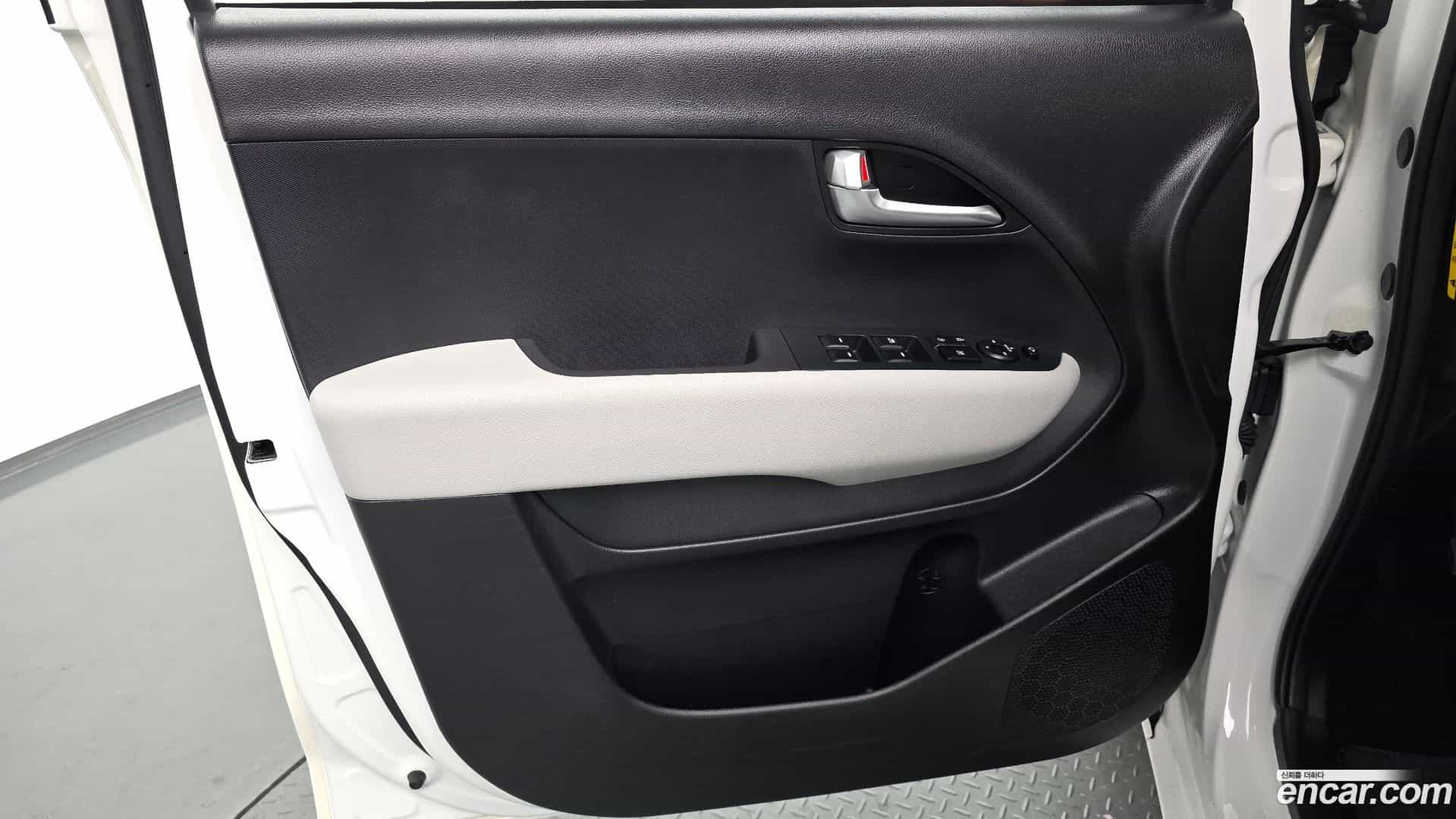 RAY Kia 2023.9-INNER-034
